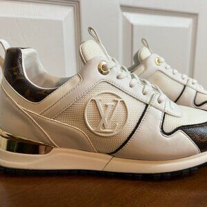 Louis Vuitton - Monogram Run Away Sneaker: Size 9